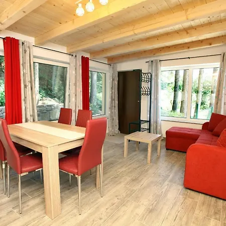 Fiesa Residence דירה פיראן