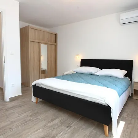 דירה Fiesa Residence פיראן