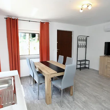 Fiesa Residence דירה *