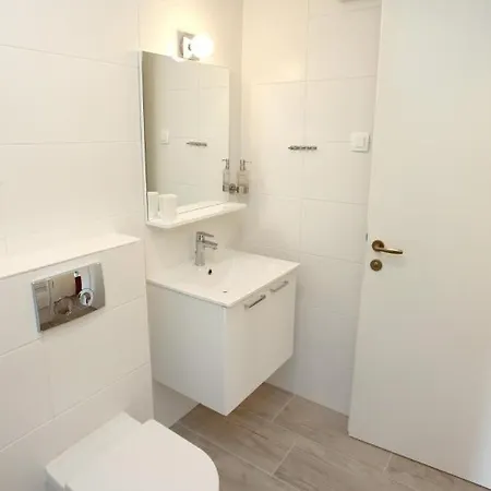 Fiesa Residence דירה