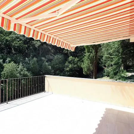 Fiesa Residence דירה