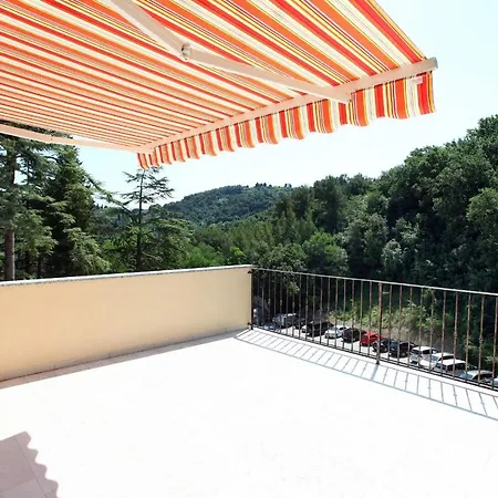 Fiesa Residence דירה *