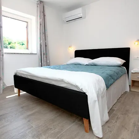 Fiesa Residence * פיראן